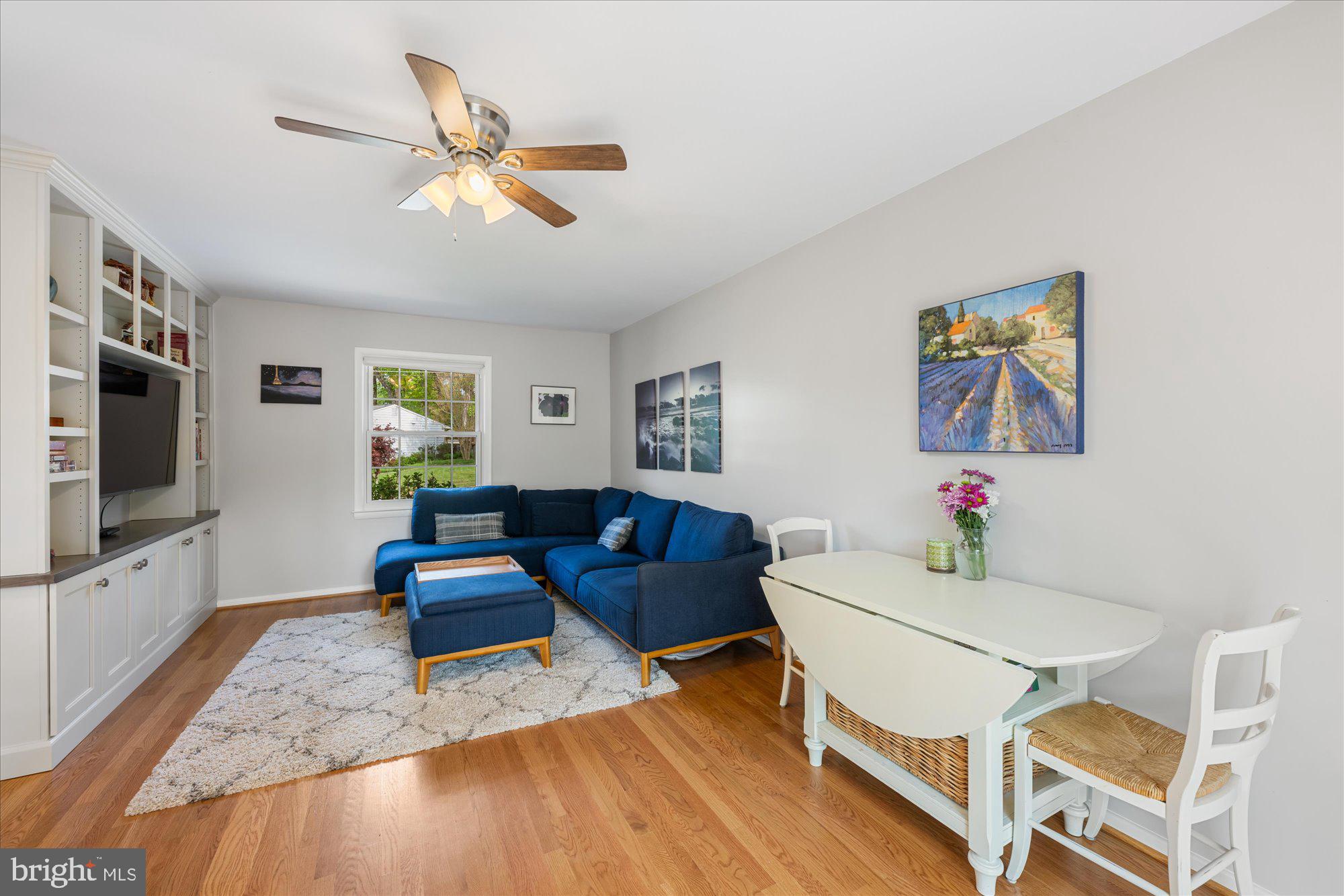 STONEWALL MANOR - Residential