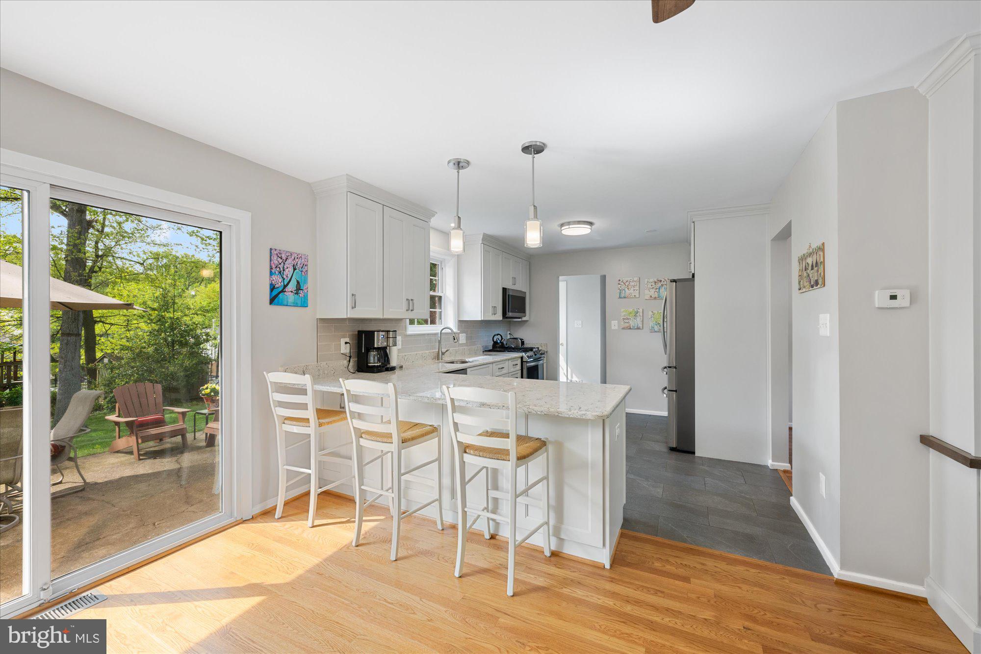 STONEWALL MANOR - Residential