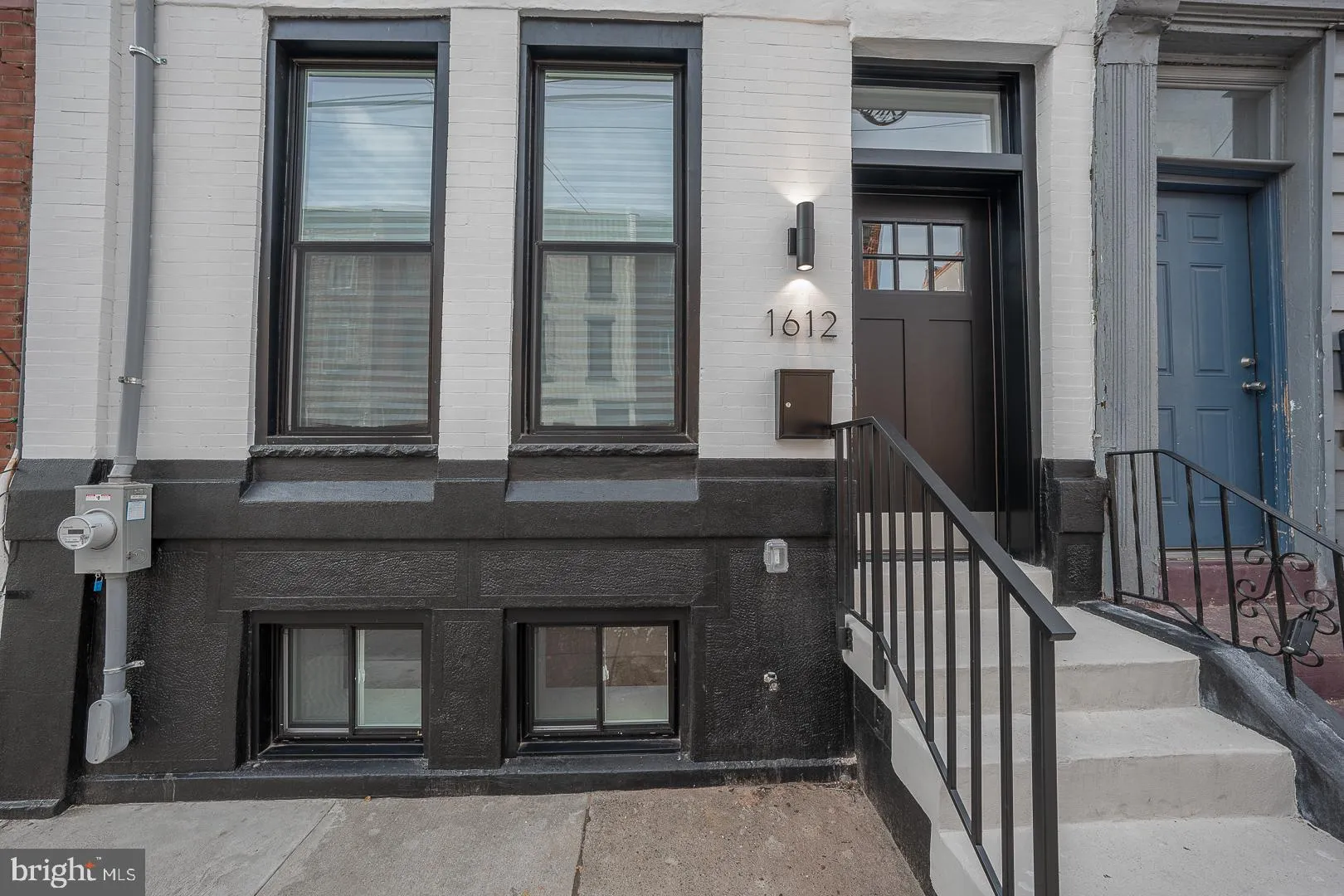 Philadelphia, Pennsylvania 19145, United States, 4 Bedrooms Bedrooms, ,4 BathroomsBathrooms,Residential,Contingent,23773