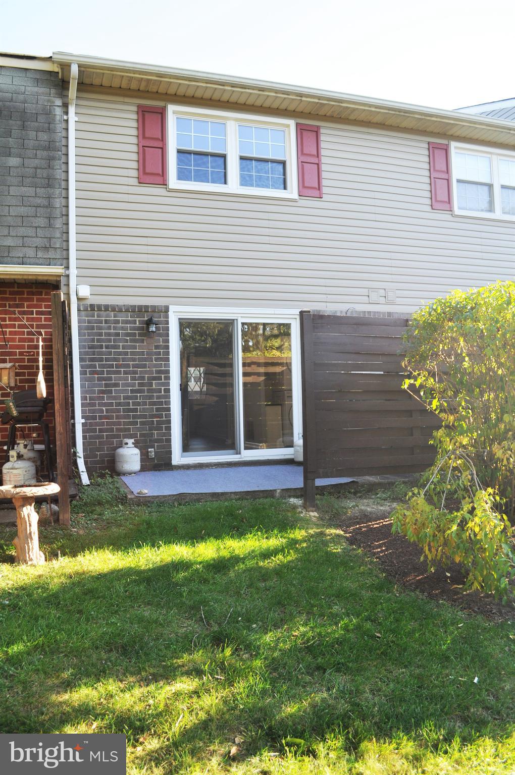 SUSSEX SQUARE CONDO - Residential