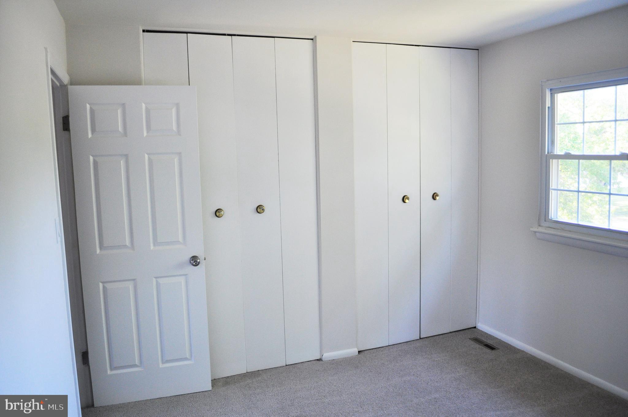 SUSSEX SQUARE CONDO - Residential