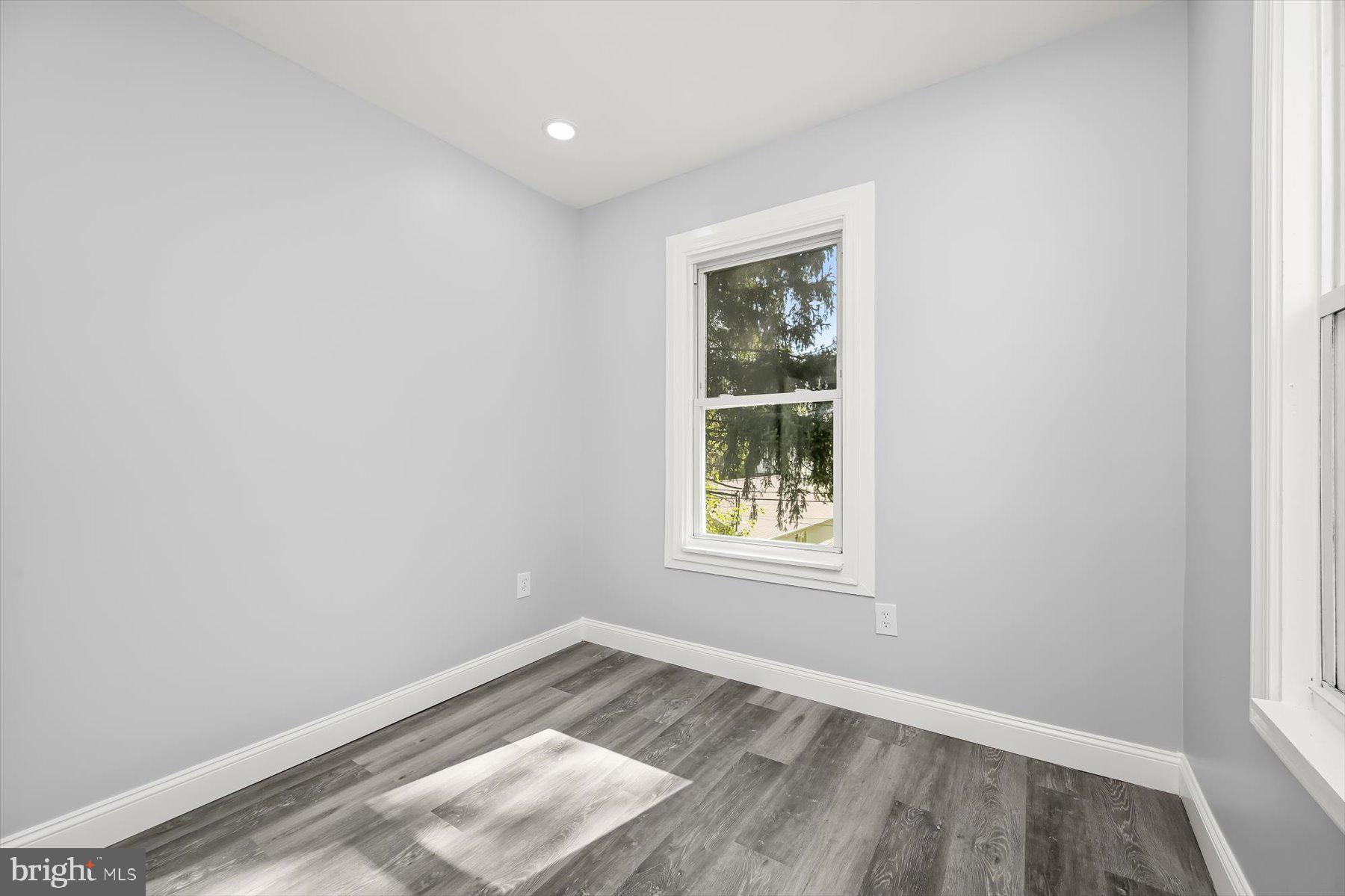 ARLINGTON - Residential