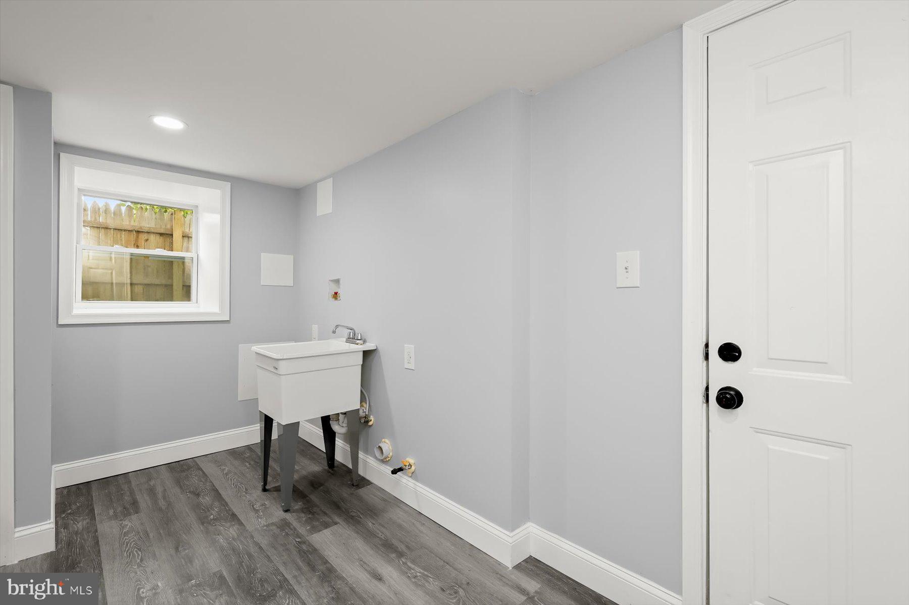 ARLINGTON - Residential