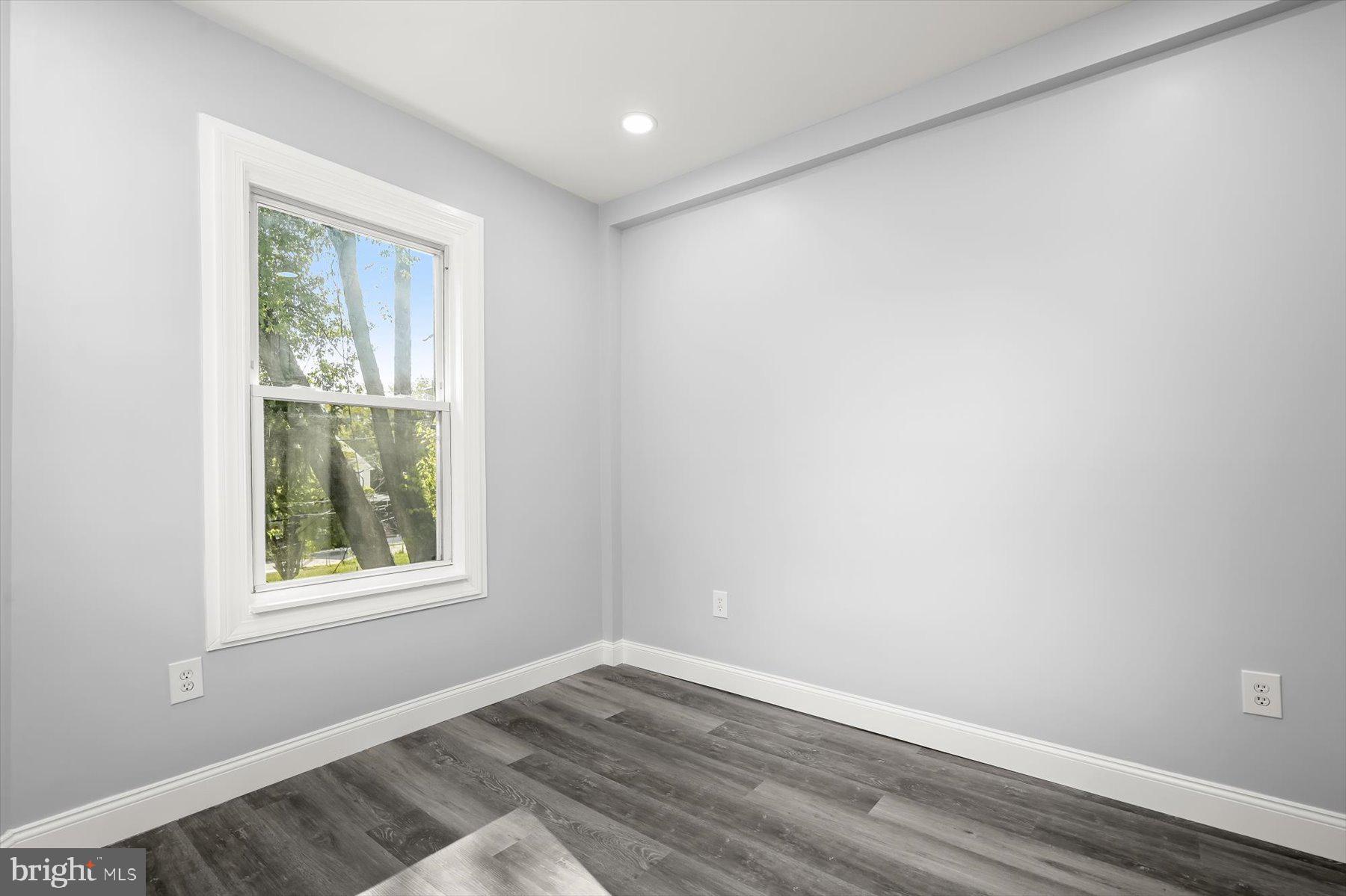 ARLINGTON - Residential