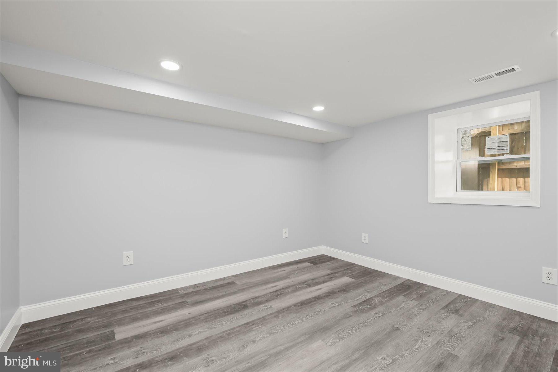 ARLINGTON - Residential