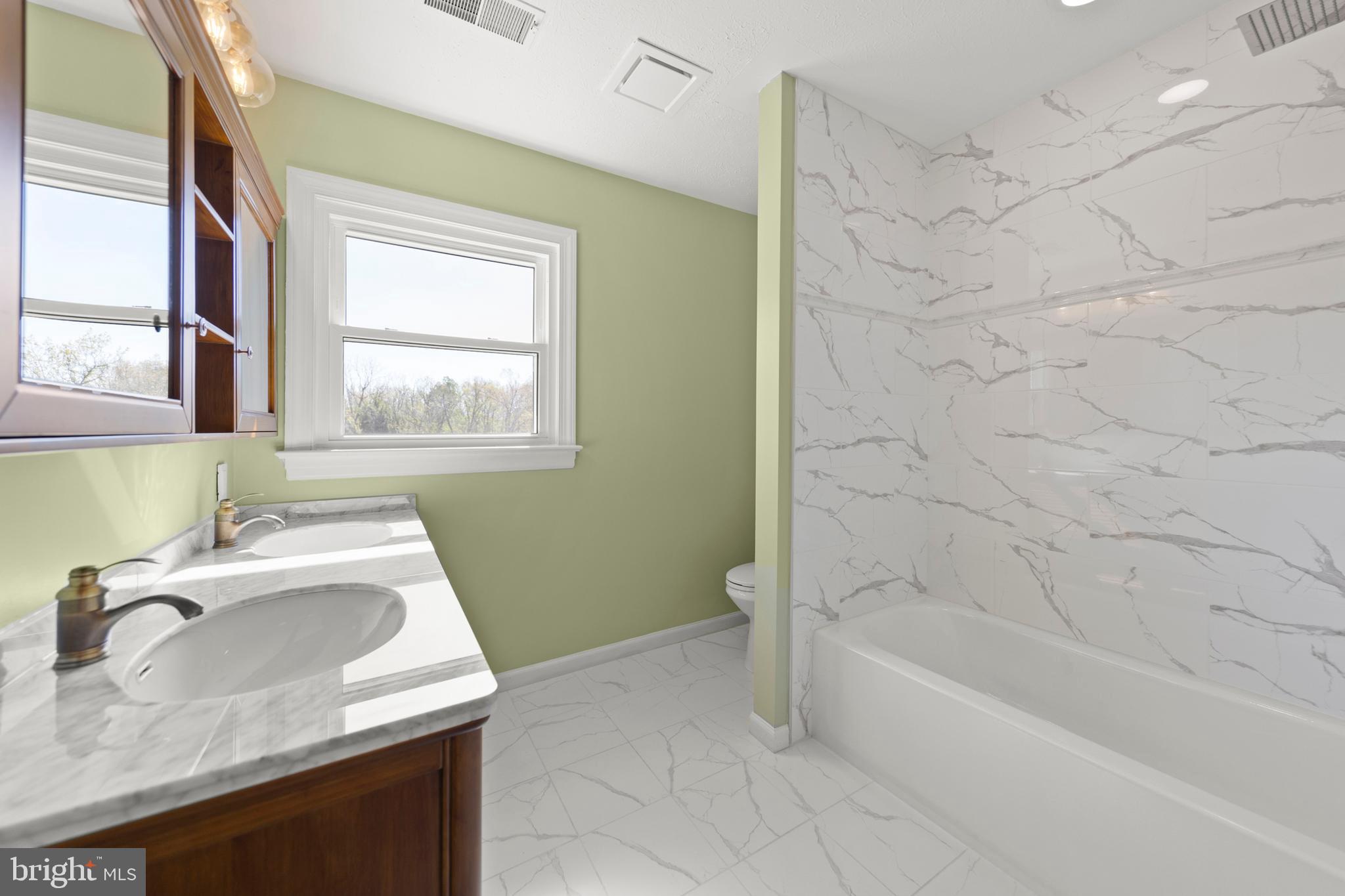 SPRING HOLLOW ESTATES - Residential