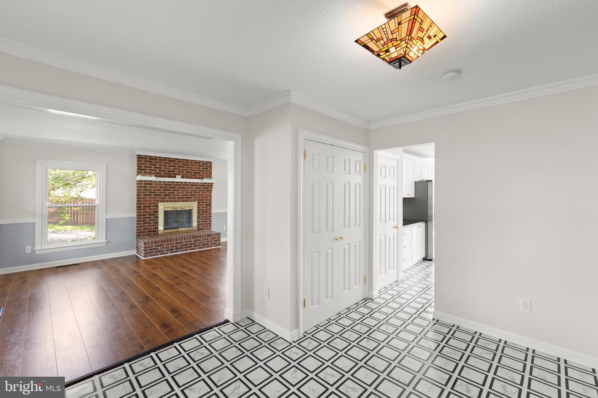 SPRING HOLLOW ESTATES - Residential