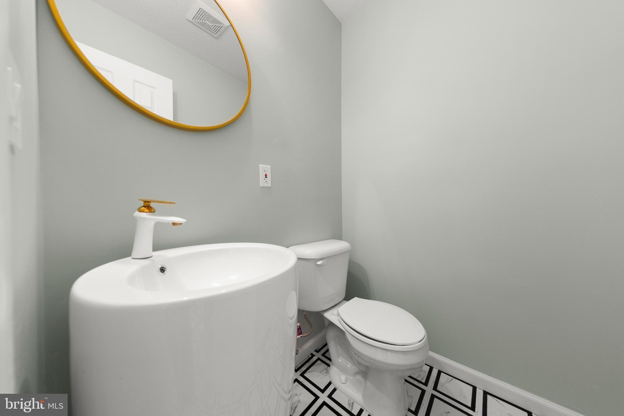 SPRING HOLLOW ESTATES - Residential