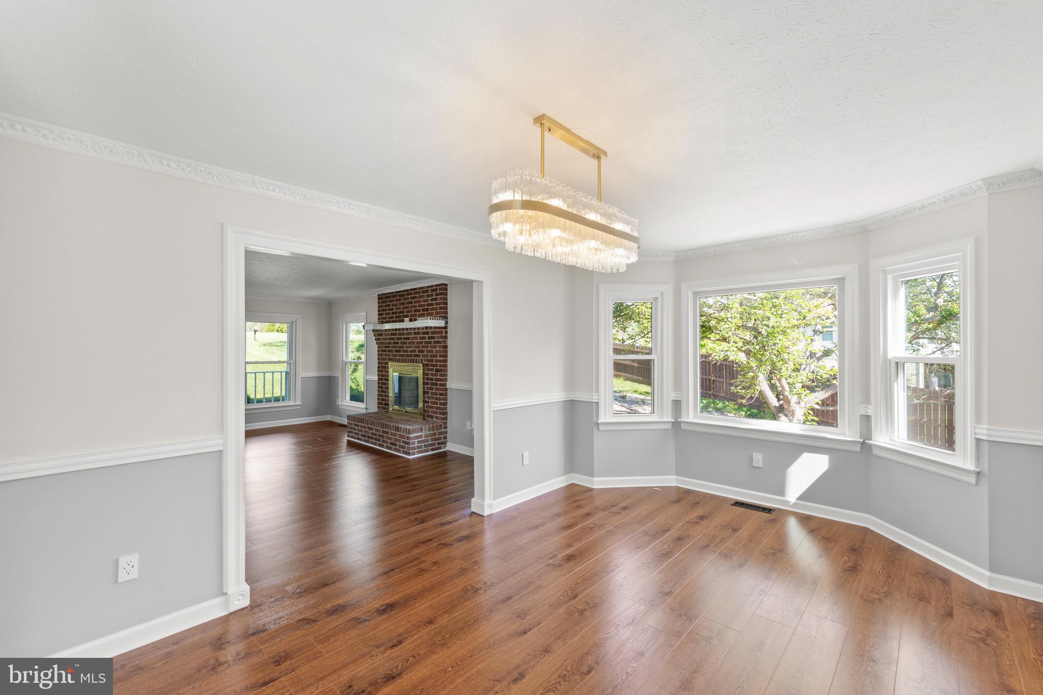 SPRING HOLLOW ESTATES - Residential