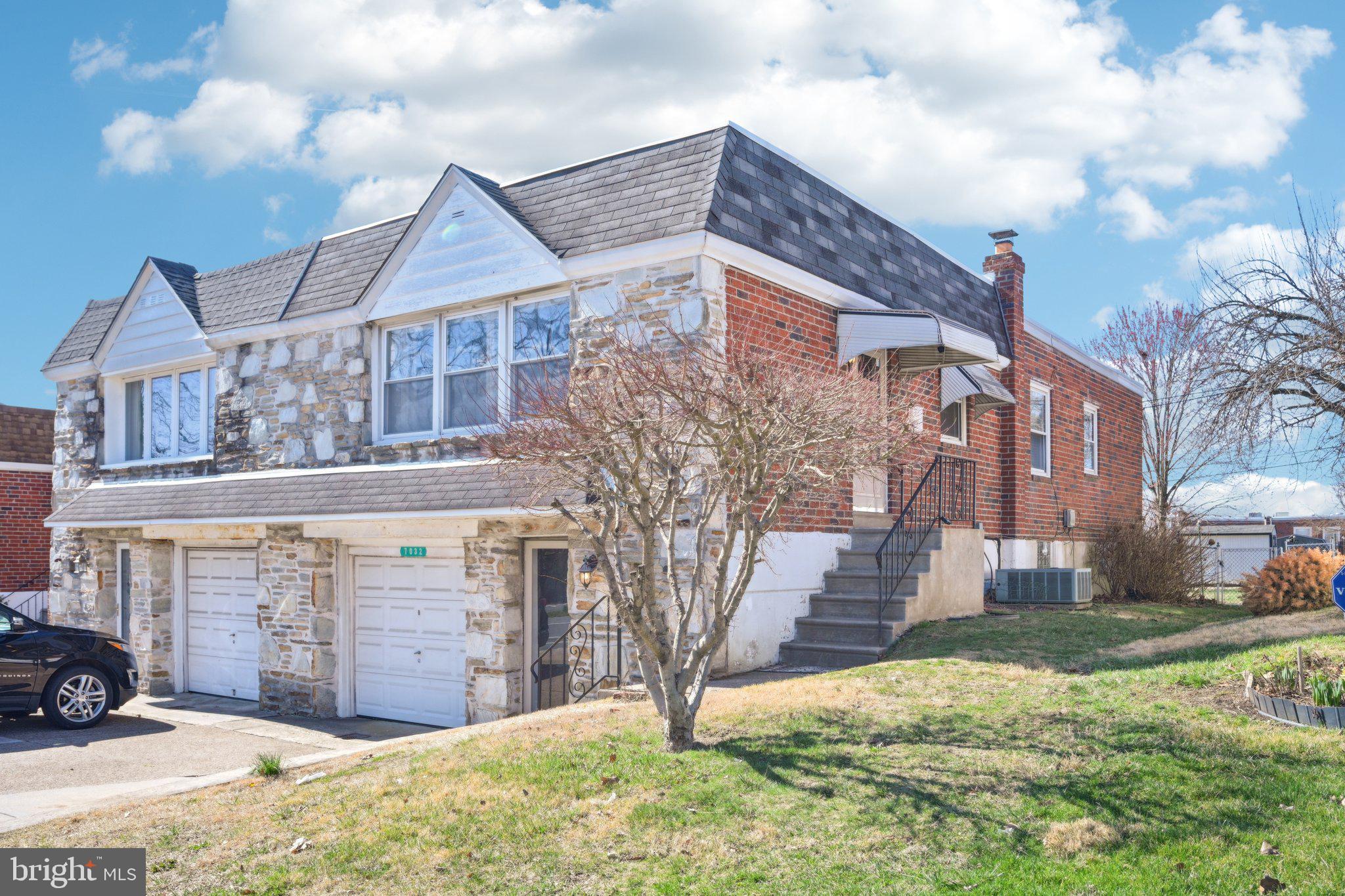 ROXBOROUGH - Residential