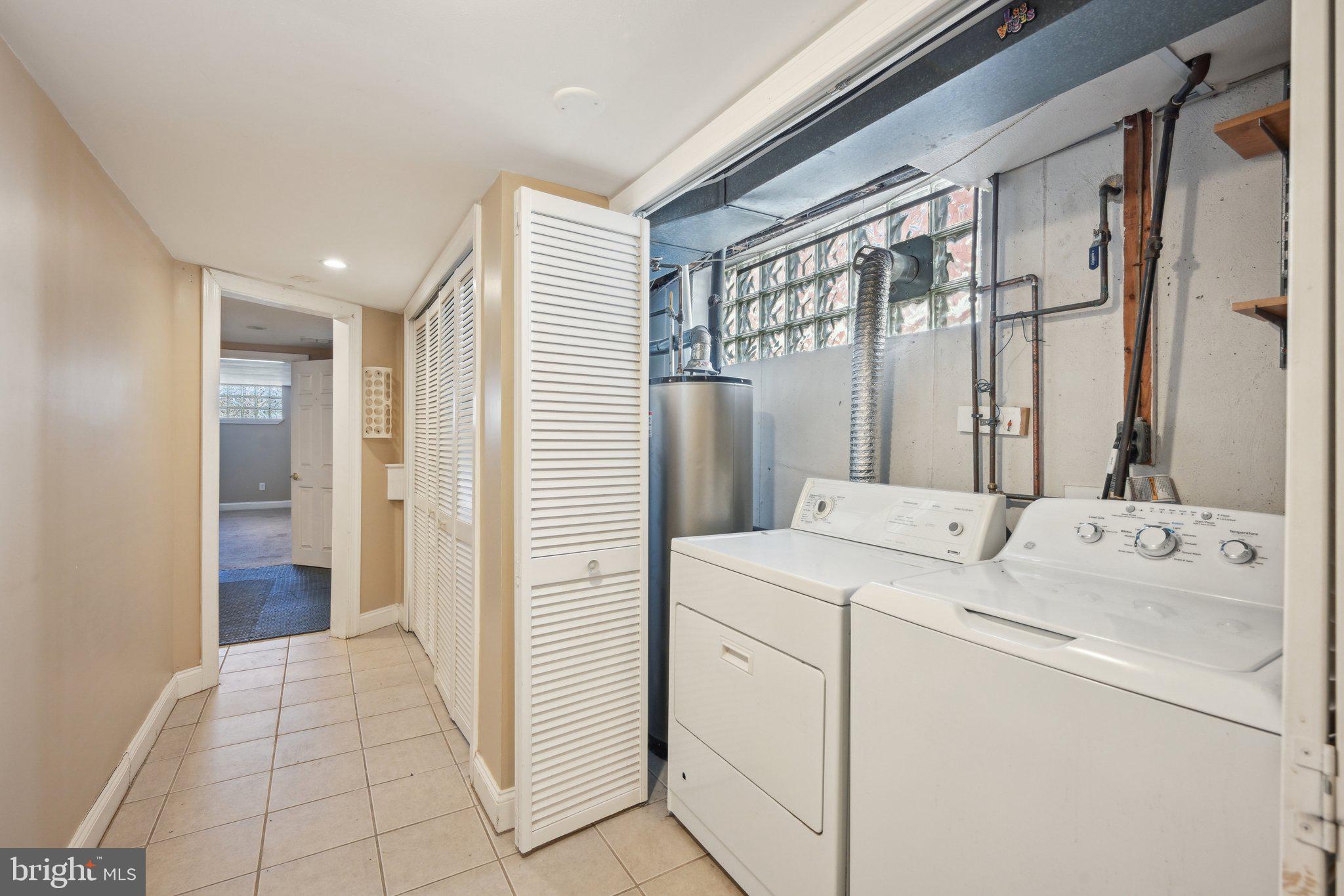 ROXBOROUGH - Residential