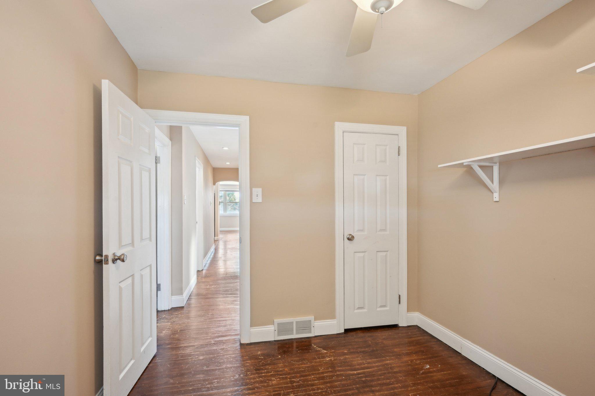 ROXBOROUGH - Residential