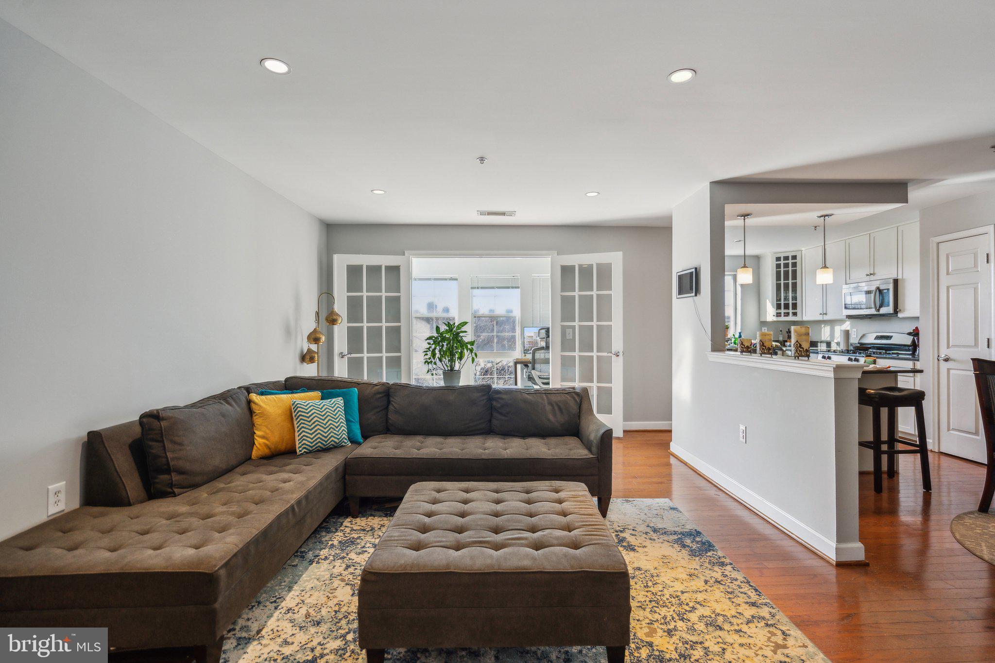 4151 S FOUR MILE RUN DRIVE 402