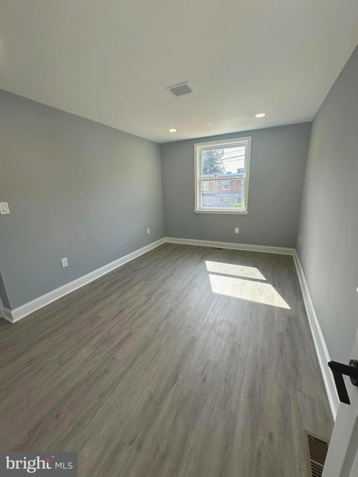 SOMERTON - Residential Lease