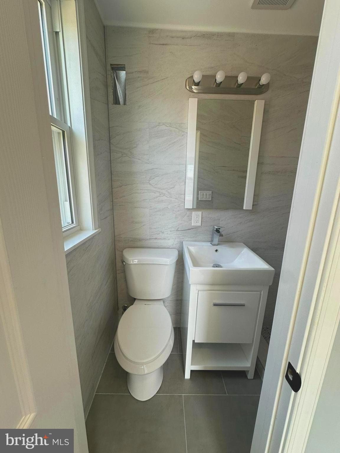 SOMERTON - Residential Lease