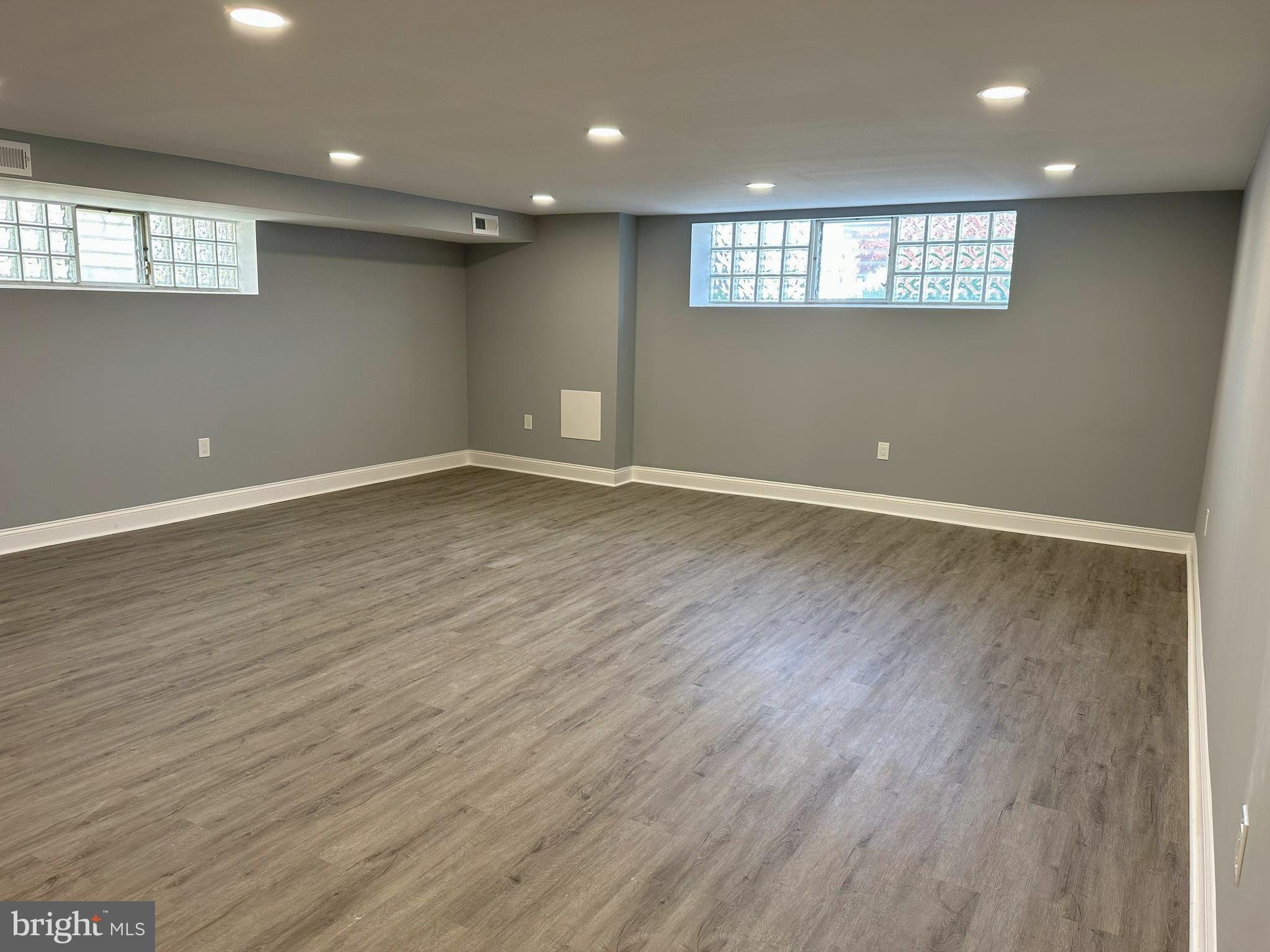 SOMERTON - Residential Lease