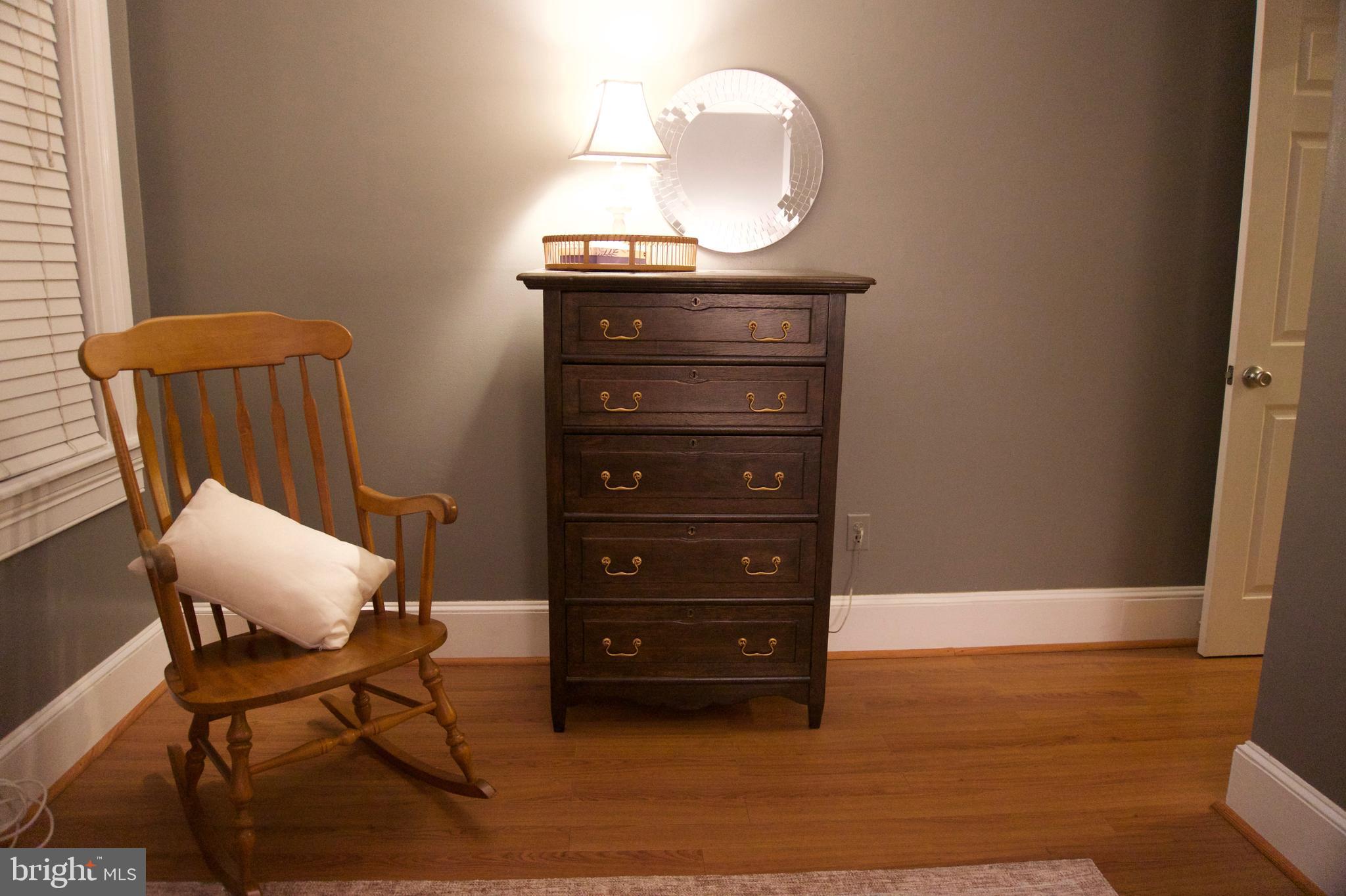 UNION SQUARE - Residential Lease