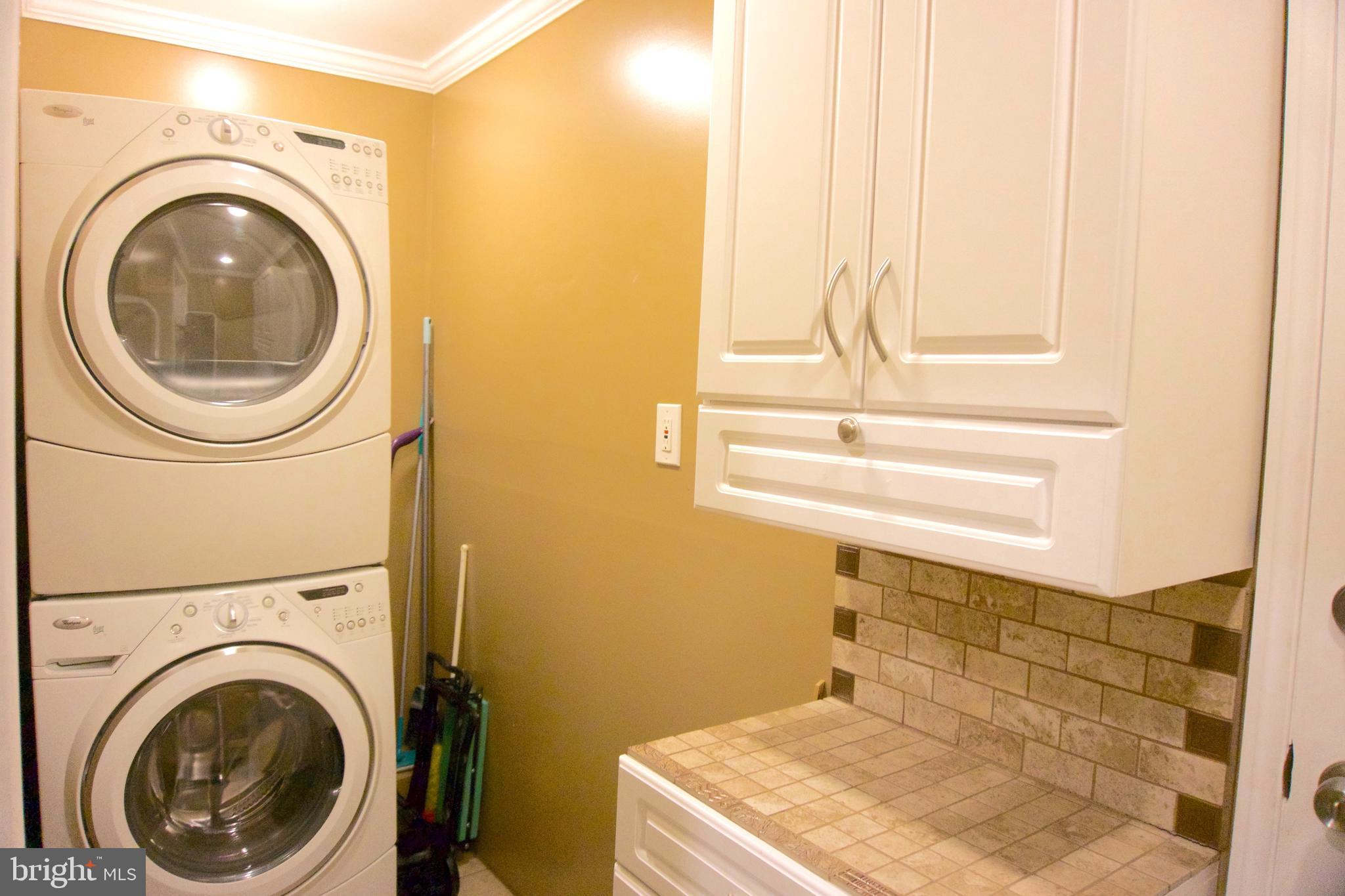 UNION SQUARE - Residential Lease