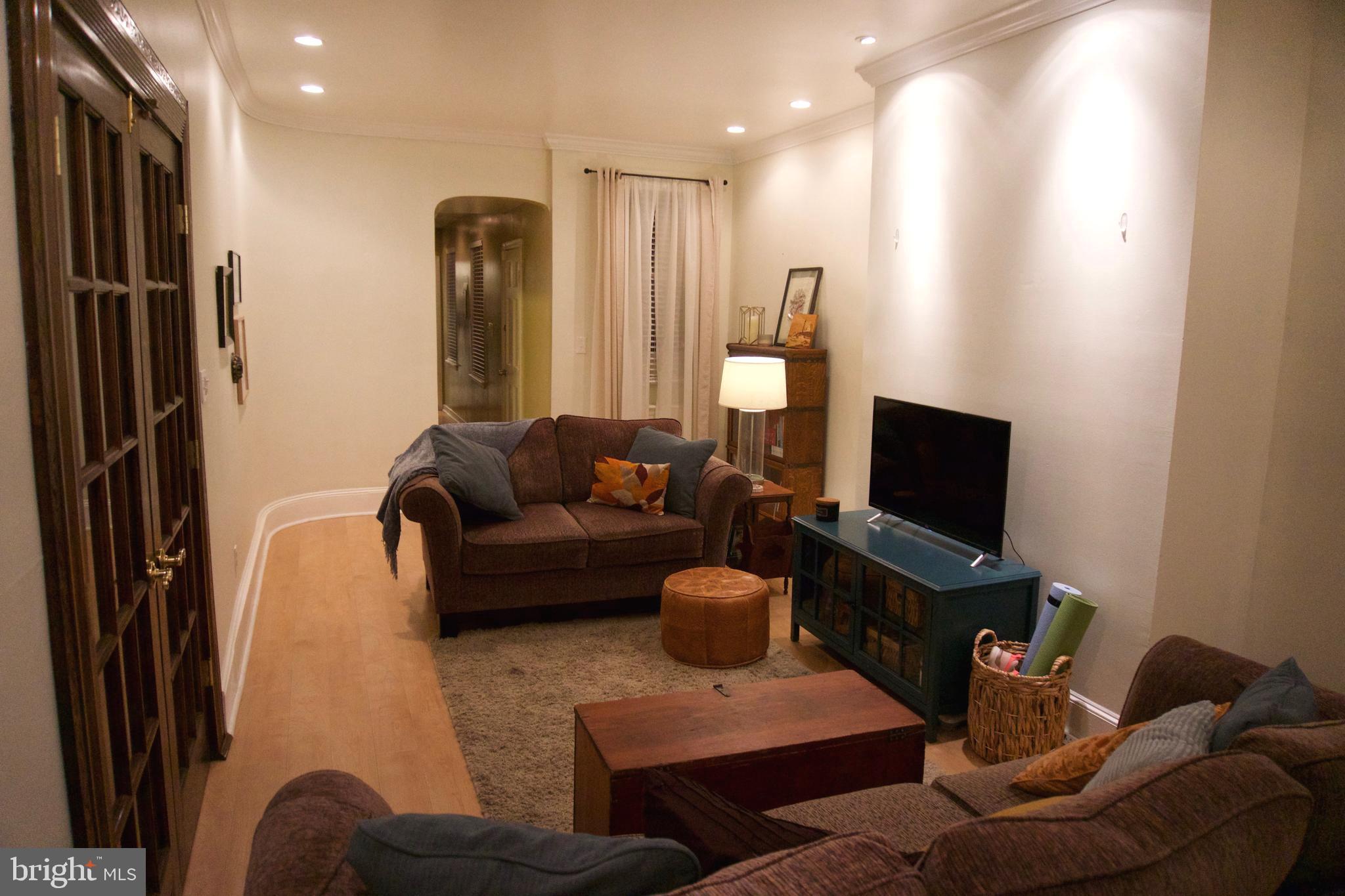 UNION SQUARE - Residential Lease