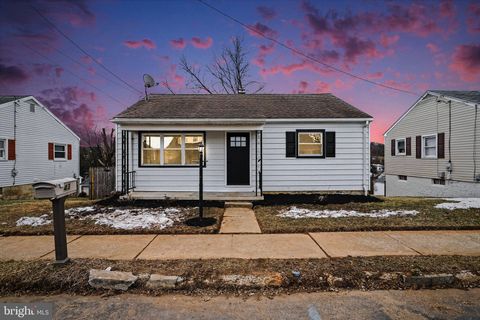 43 W HIGH STREET WINDSOR PA 17366