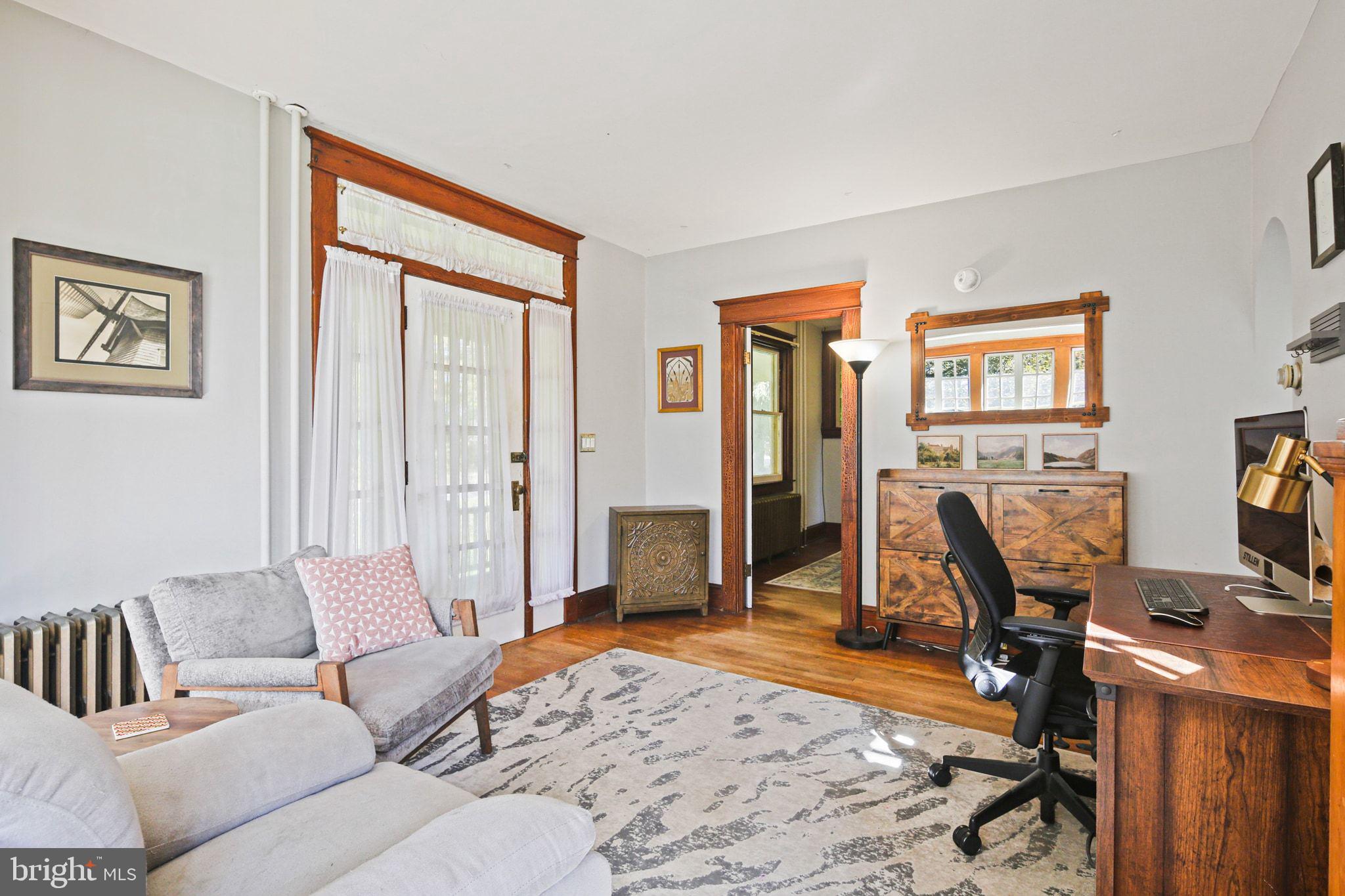 HILLCREST - Residential