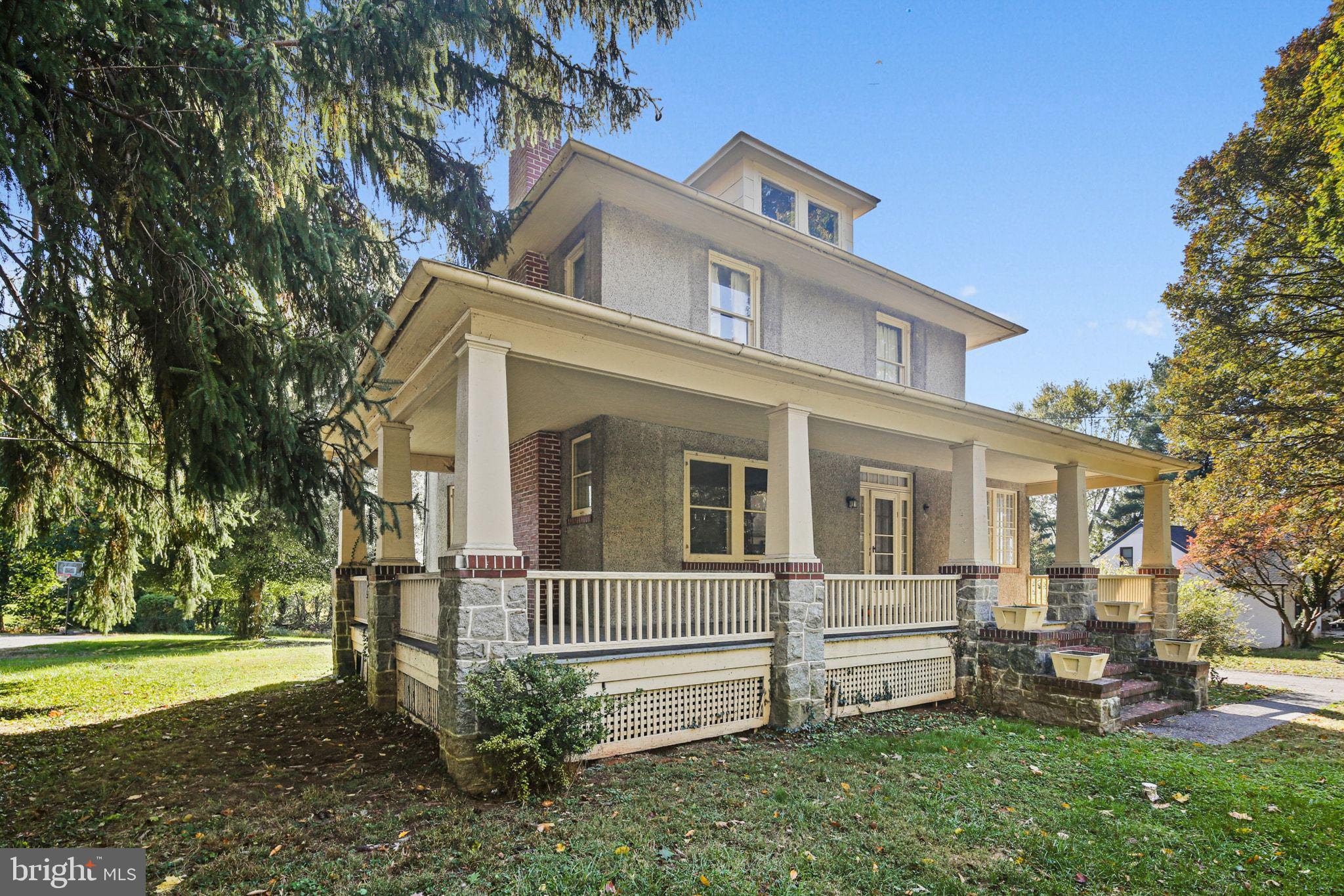 HILLCREST - Residential