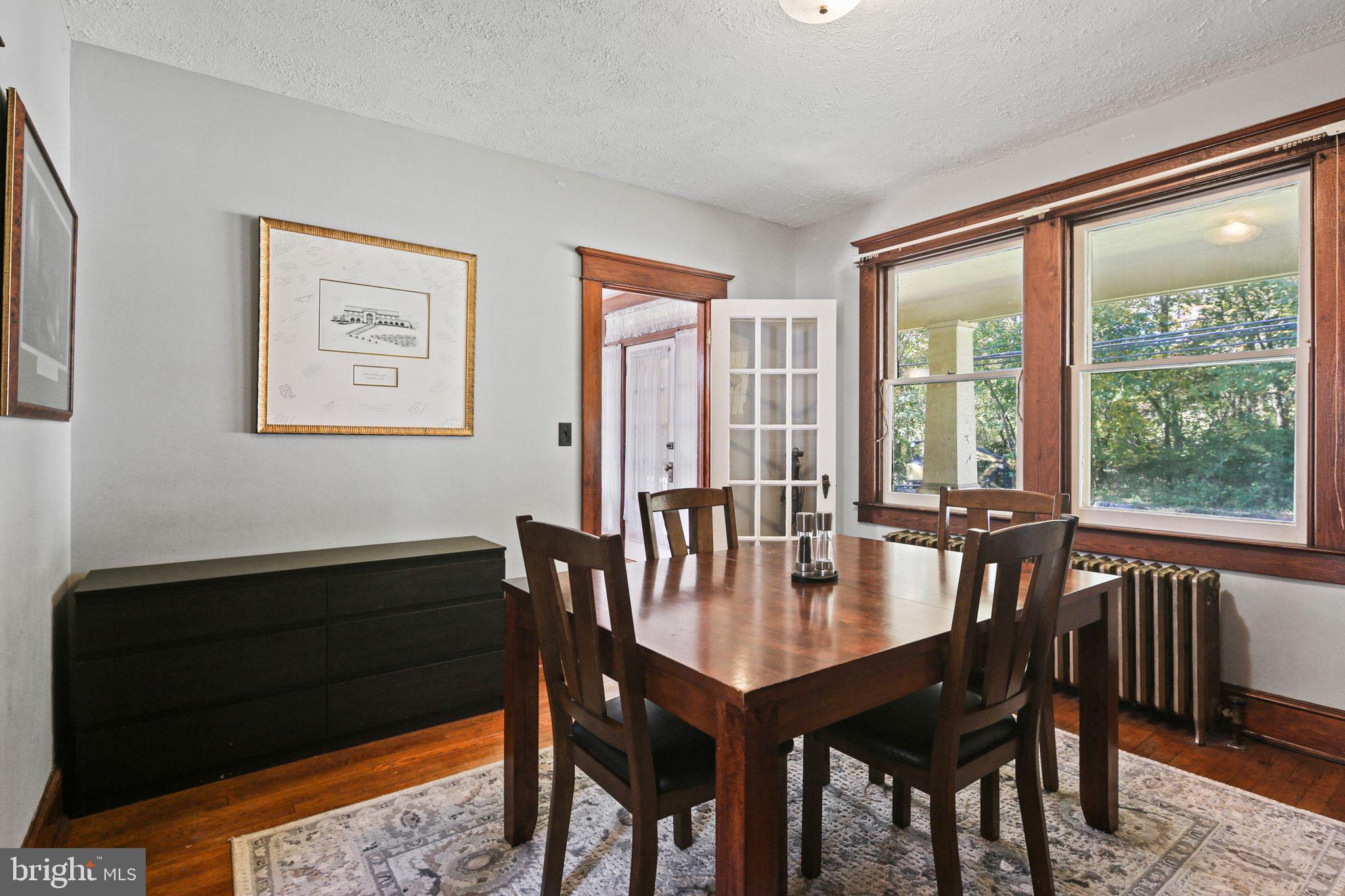 HILLCREST - Residential