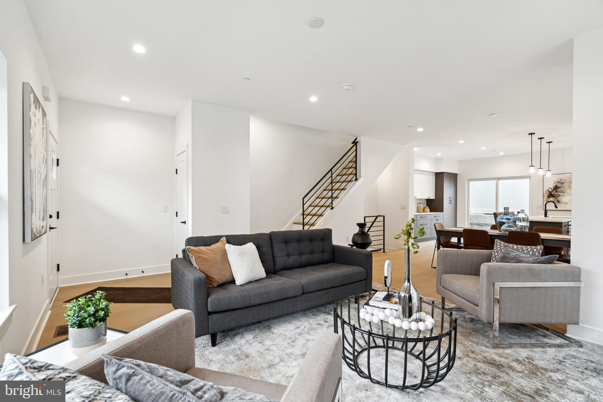 3606 GOLFVIEW LANE