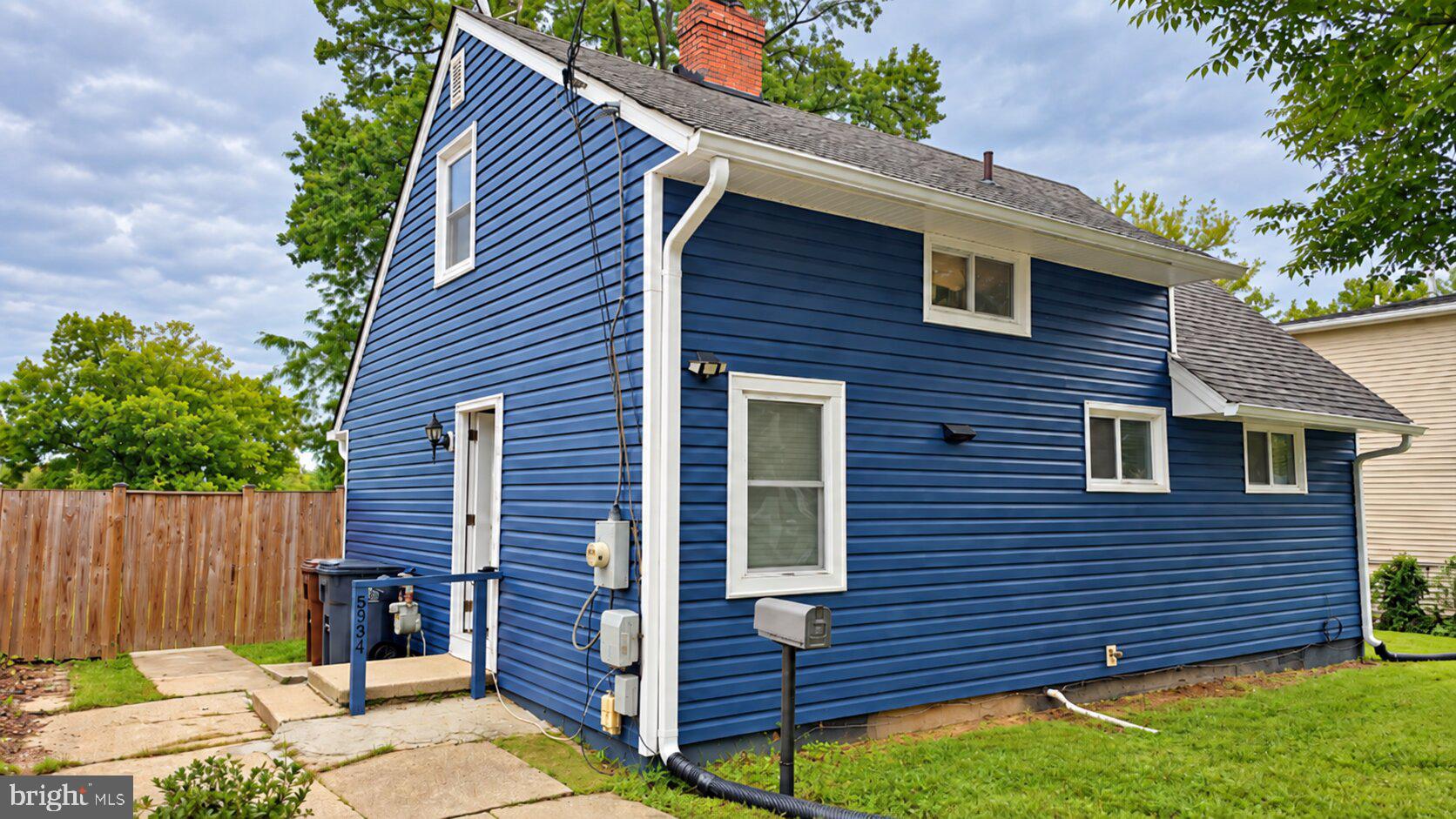 5934 LEMAY ROAD