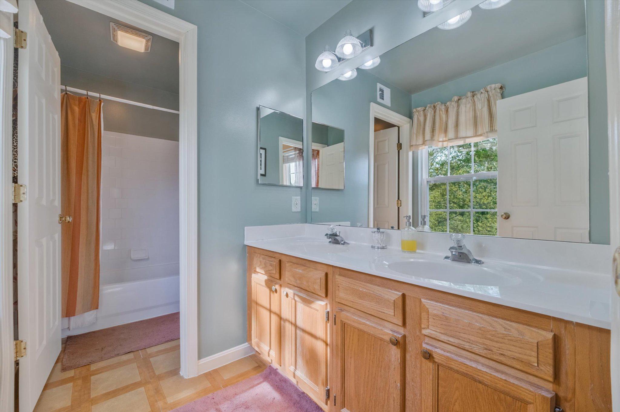 COLLINGTON ESTATES - Residential