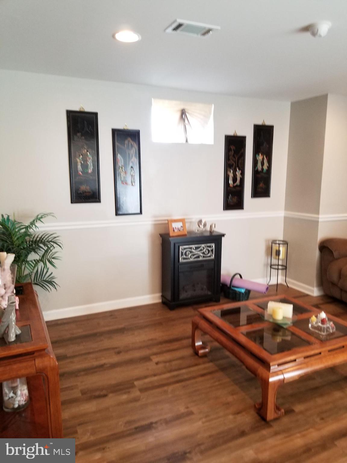 GREENHAVEN RUN - Residential