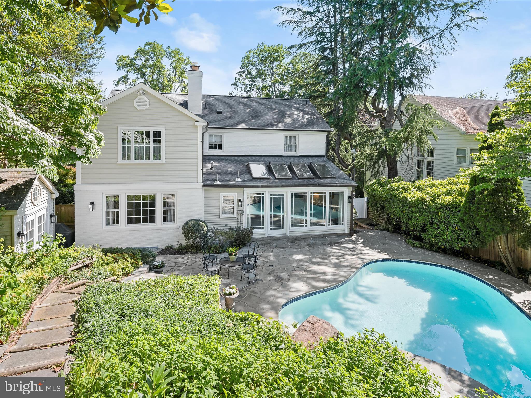 WESTMORELAND HILLS - Residential