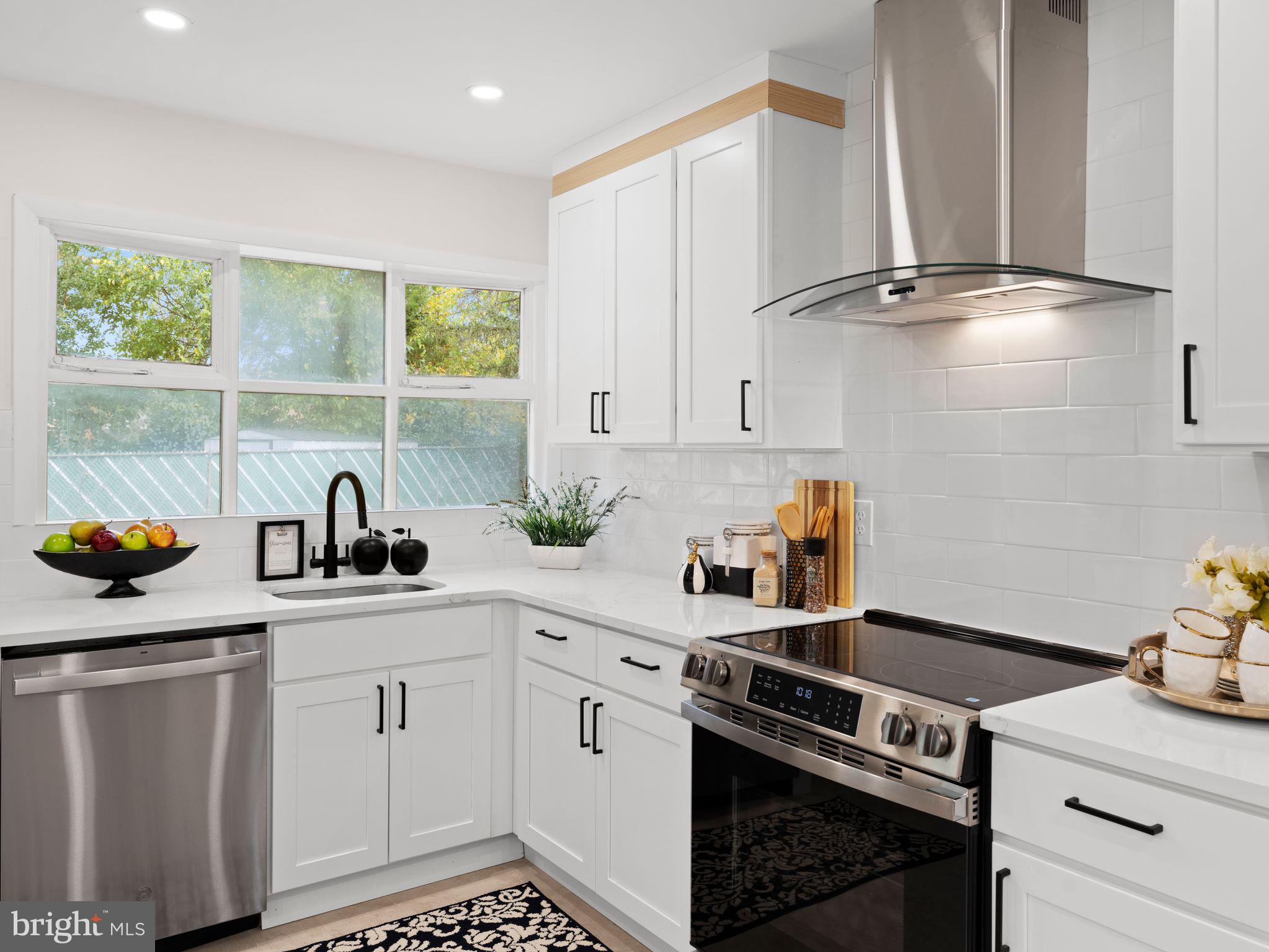 443 VALLEY RUN DRIVE