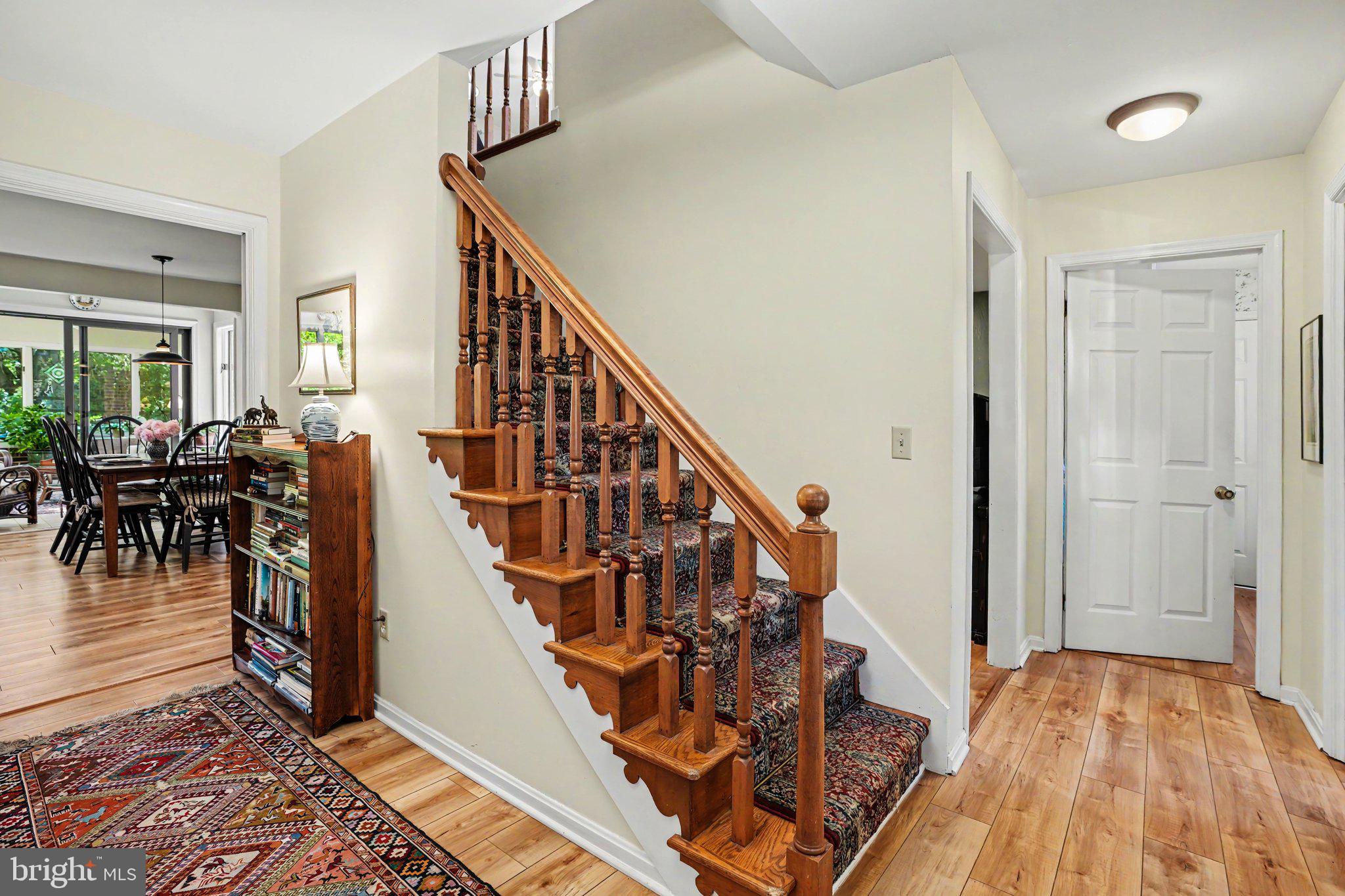 1204 FLEETWOOD DRIVE
