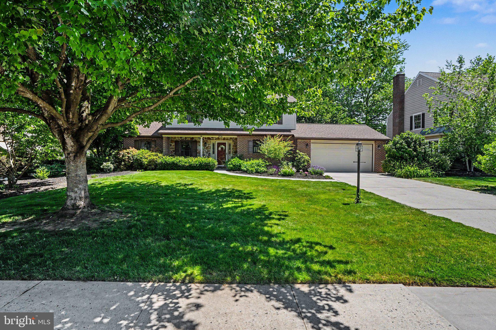 1204 FLEETWOOD DRIVE