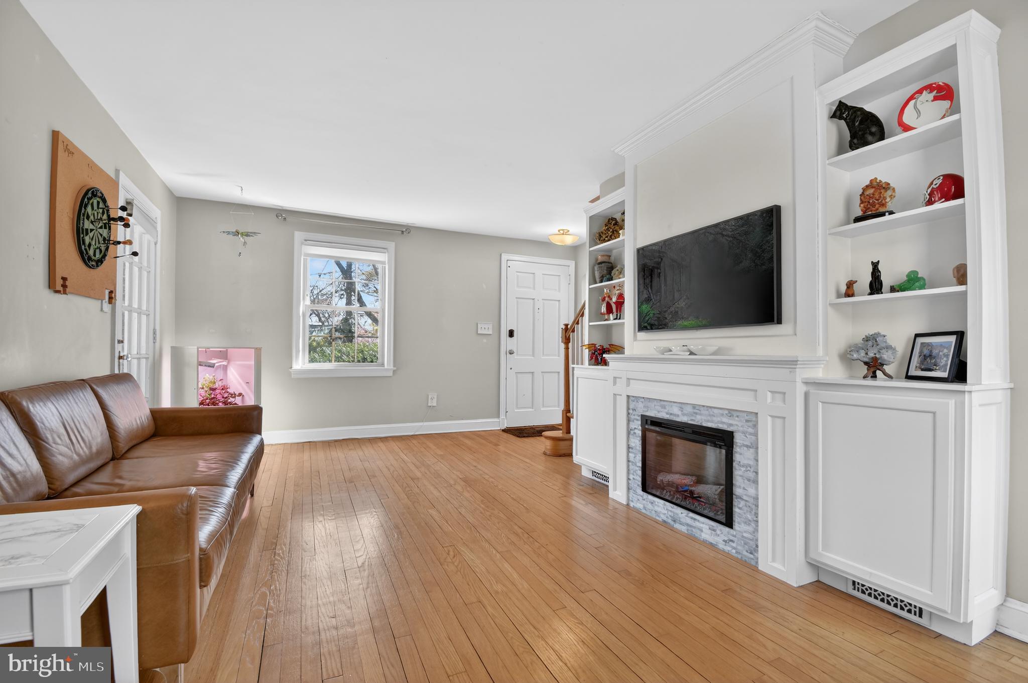 WOODSIDE - Residential