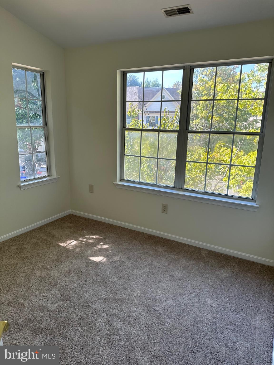 TUSCARORA KNOLLS - Residential