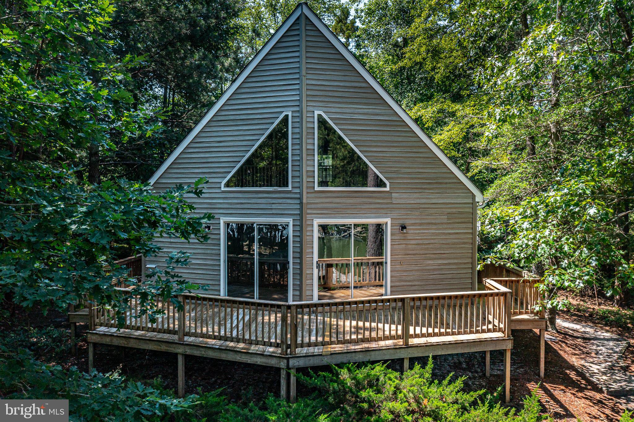 105 EMERALD COVE ROAD