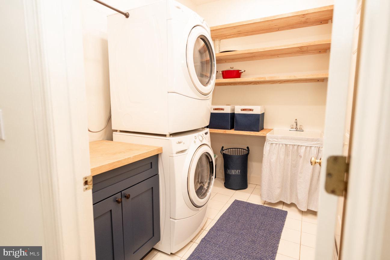 STONEY RUN - Residential