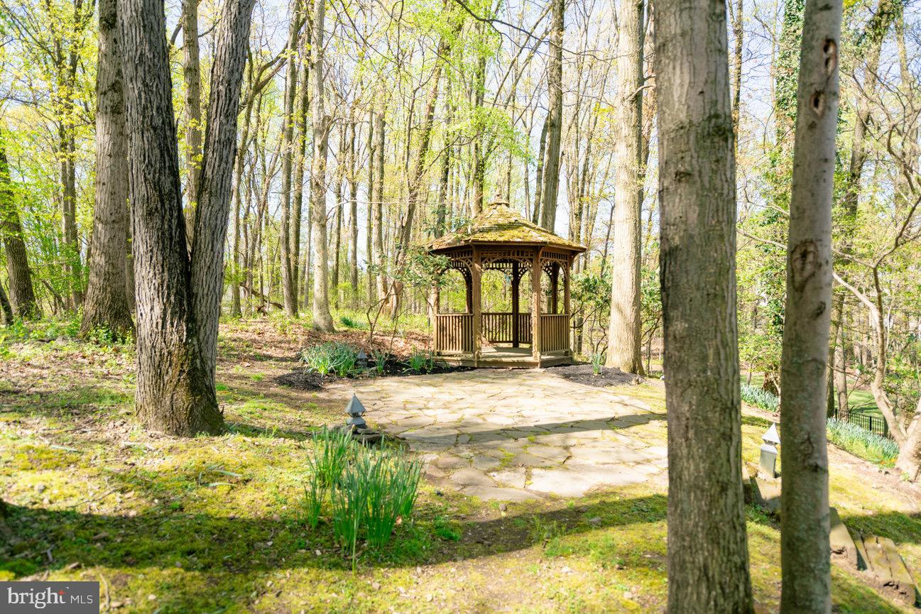 STONEY RUN - Residential