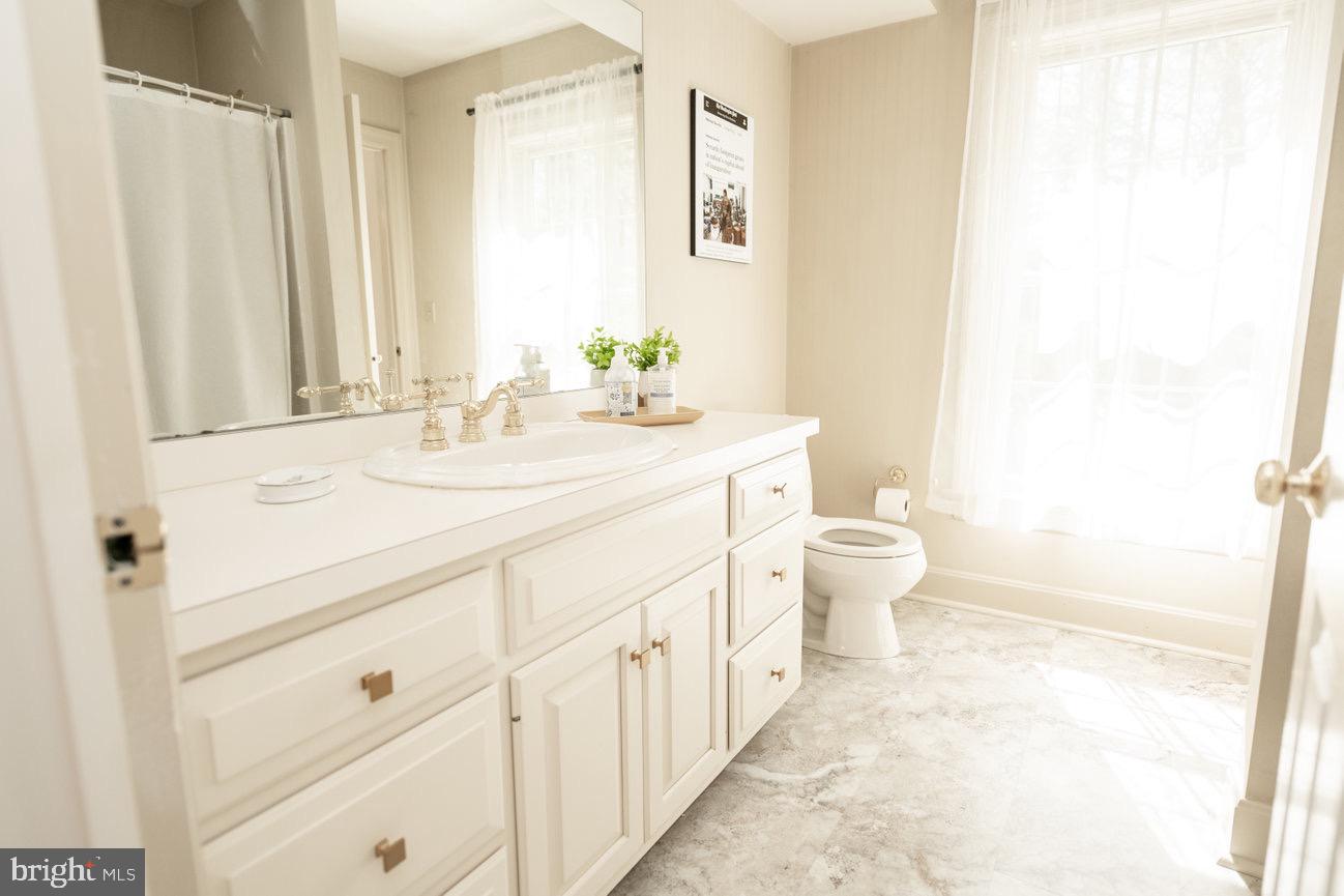 STONEY RUN - Residential