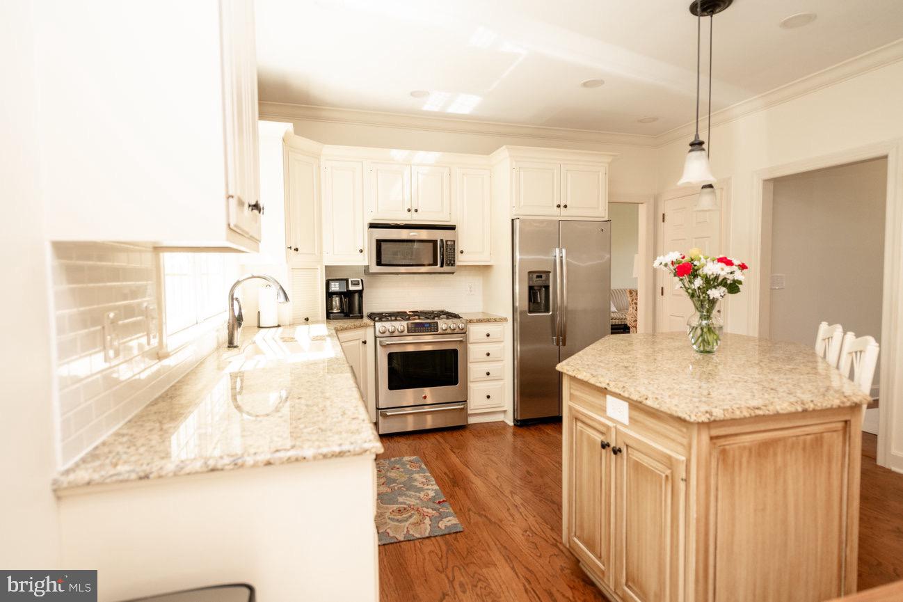 STONEY RUN - Residential