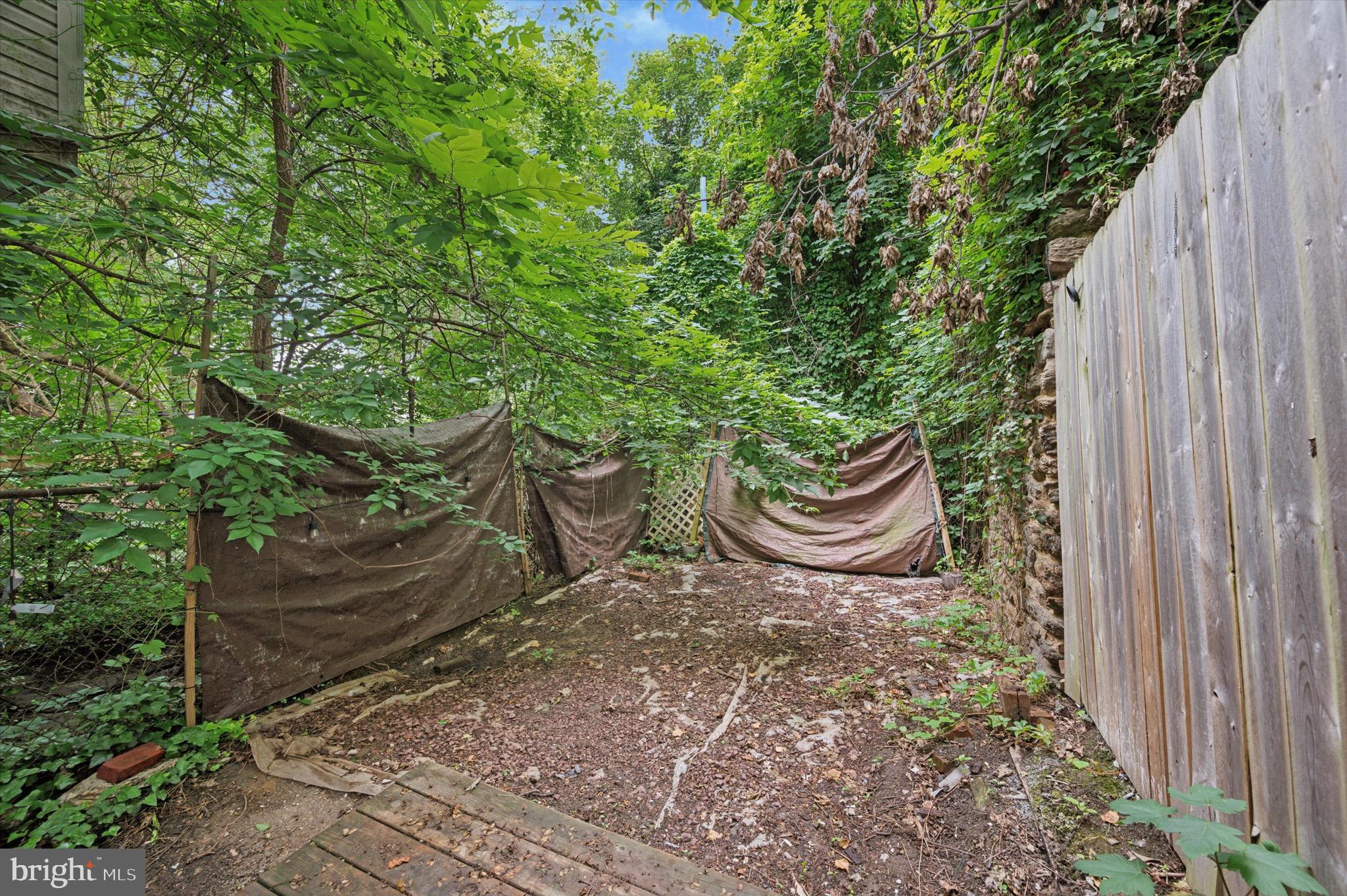 GERMANTOWN (EAST) - Residential