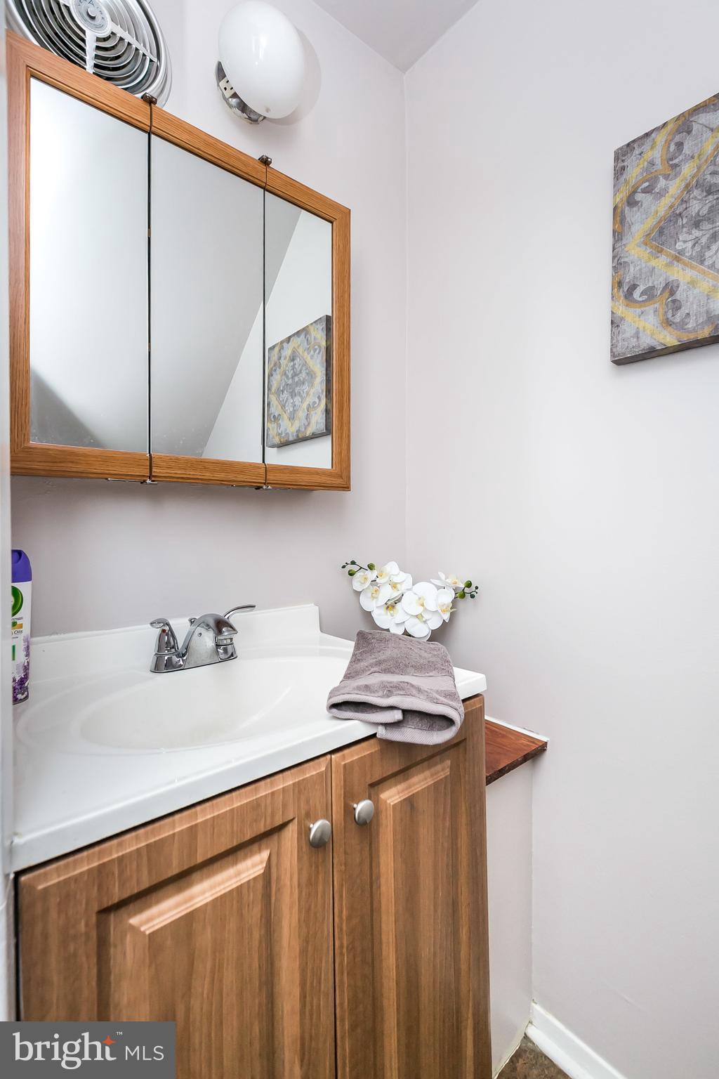 FOX RIDGE MANOR - Residential