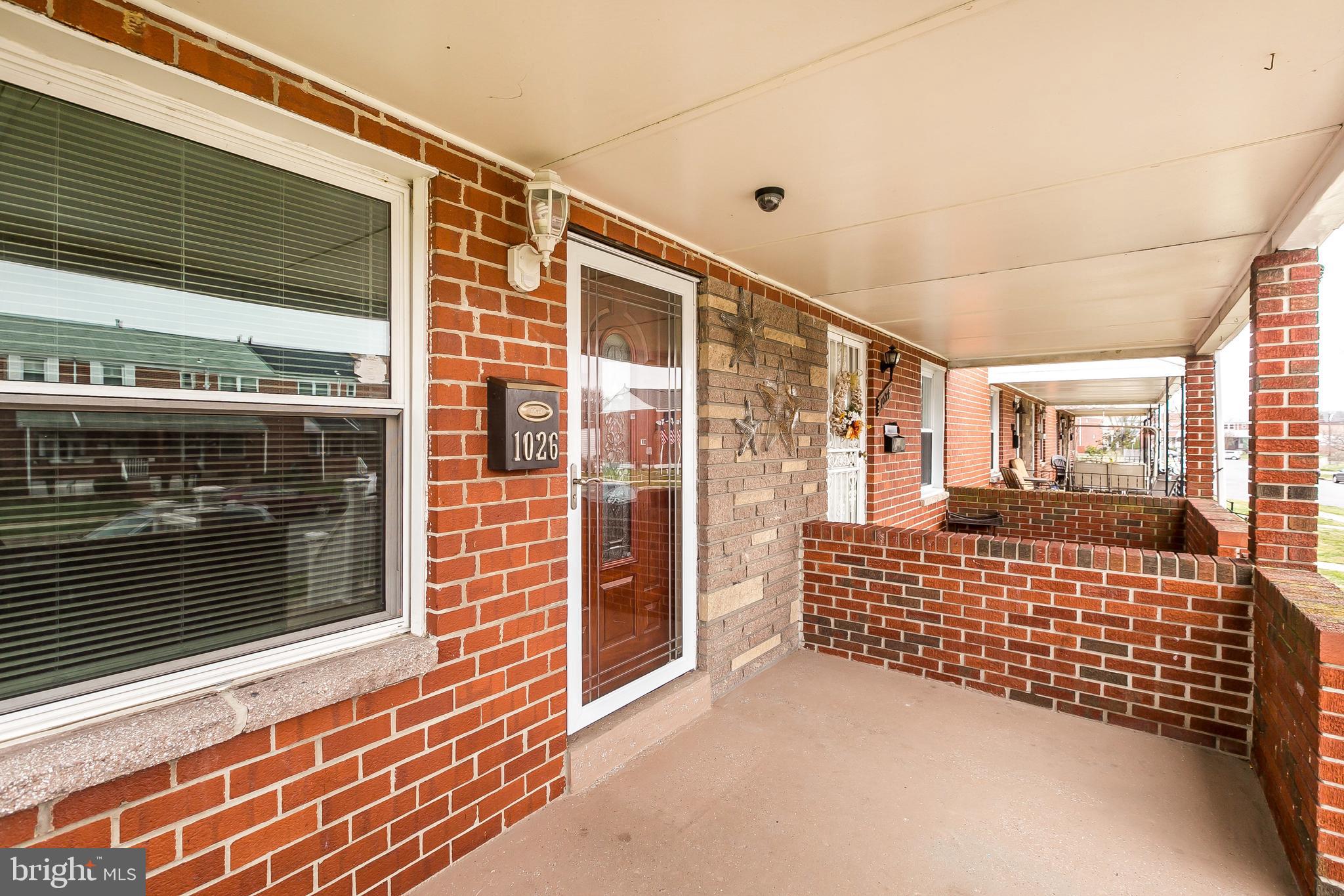 FOX RIDGE MANOR - Residential