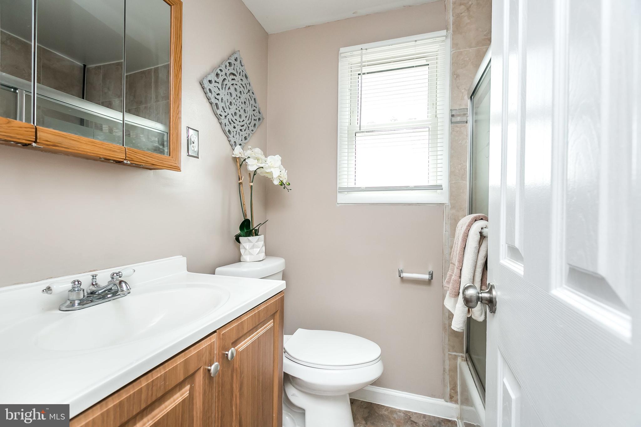 FOX RIDGE MANOR - Residential