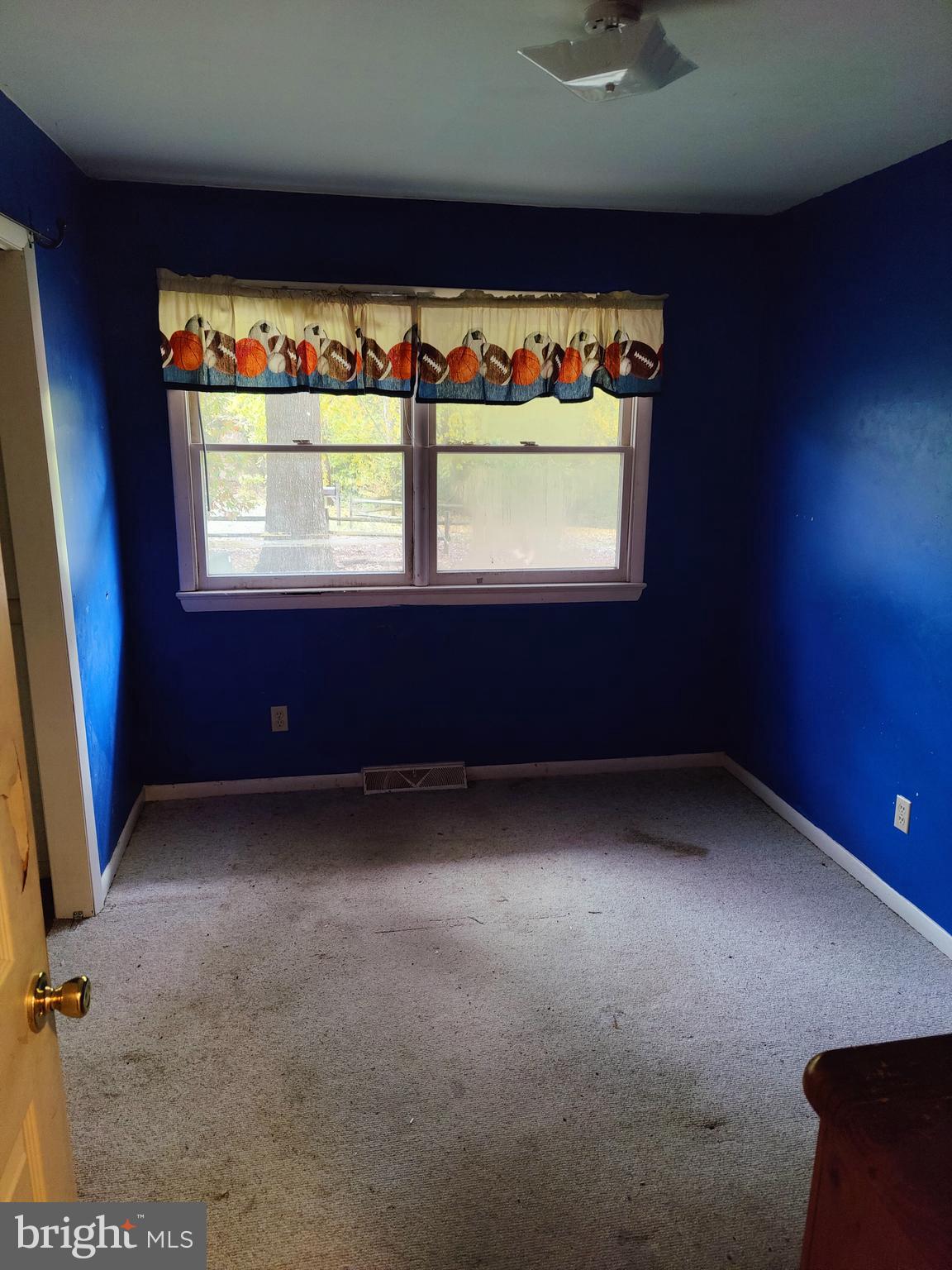 RIVERWOOD FARMS - Residential