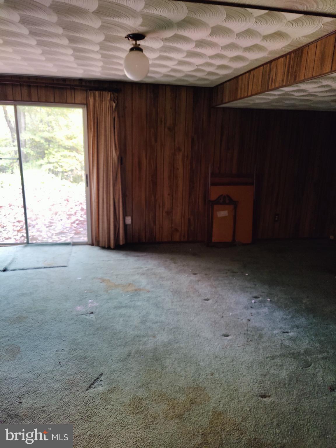 RIVERWOOD FARMS - Residential