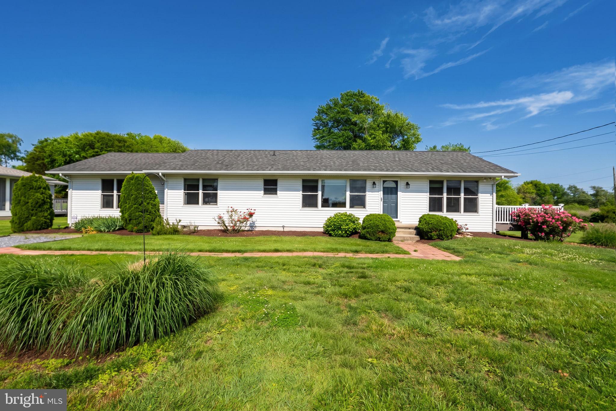 713 BAY DRIVE
