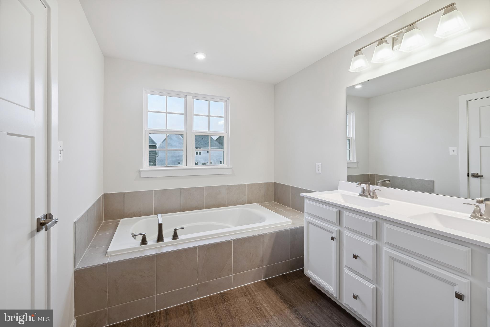 THE LAKES AT MARTINSBURG - Residential